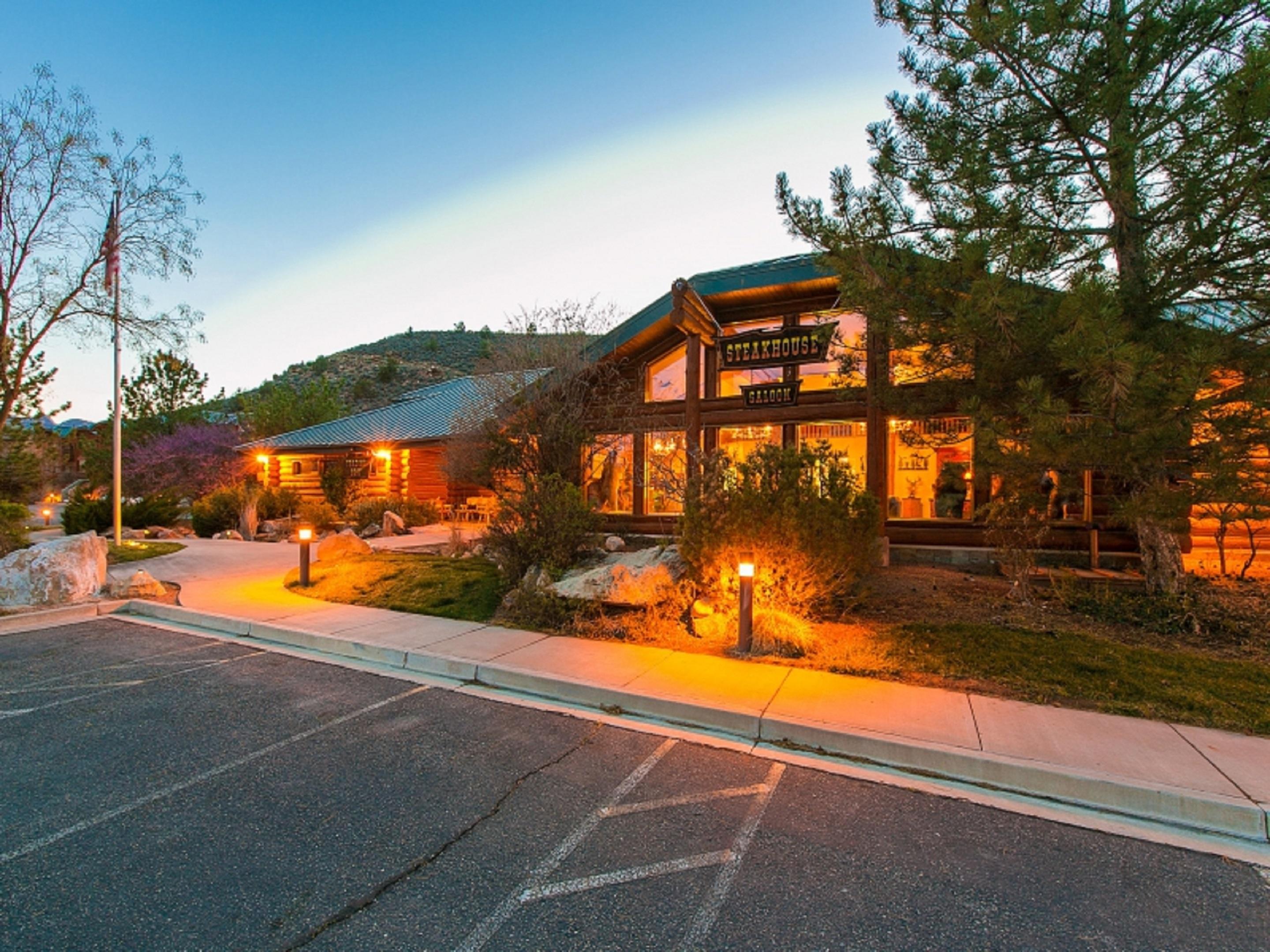 Hotel De Novo Springdale, Tapestry Collection By Hilton Exterior photo